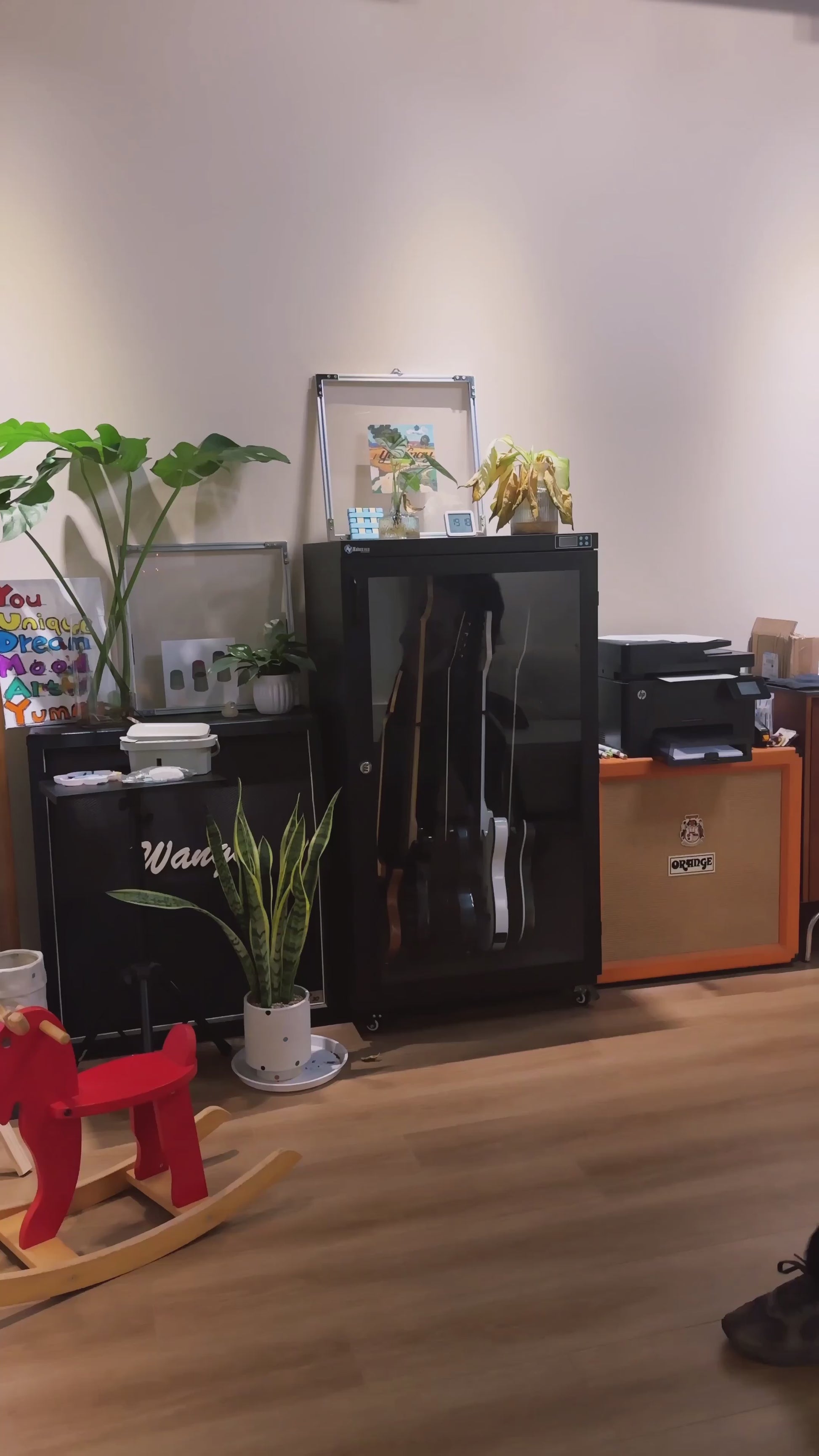 AKAMA MINI BEAST  Mini Bass travel bass - ultra-lightweight silent portable electro-acoustic bass high - quality, portable bass for music lovers