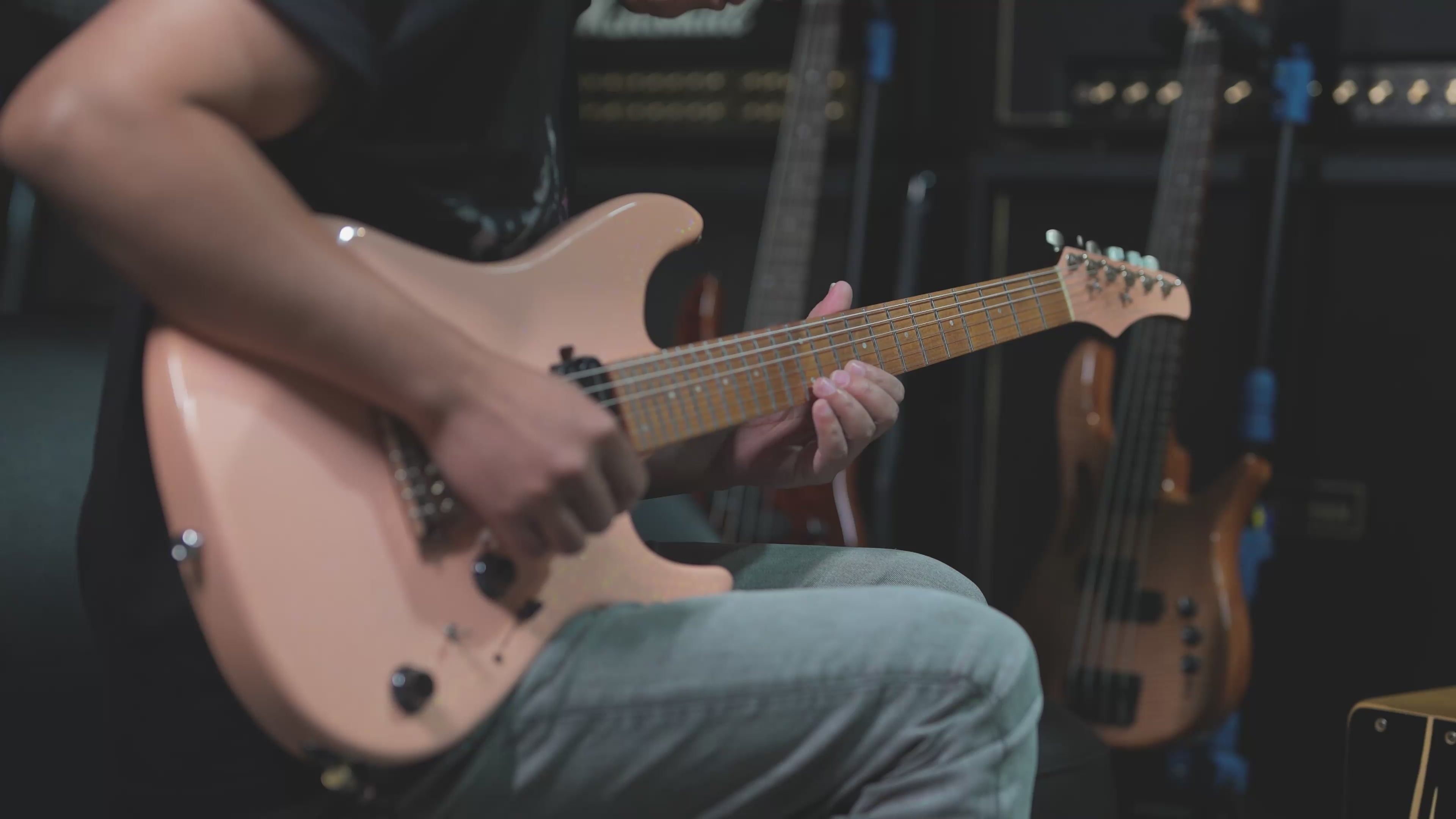 AKAMA CRUSH-EVO Electric Guitar for Beginners & Intermediate Players